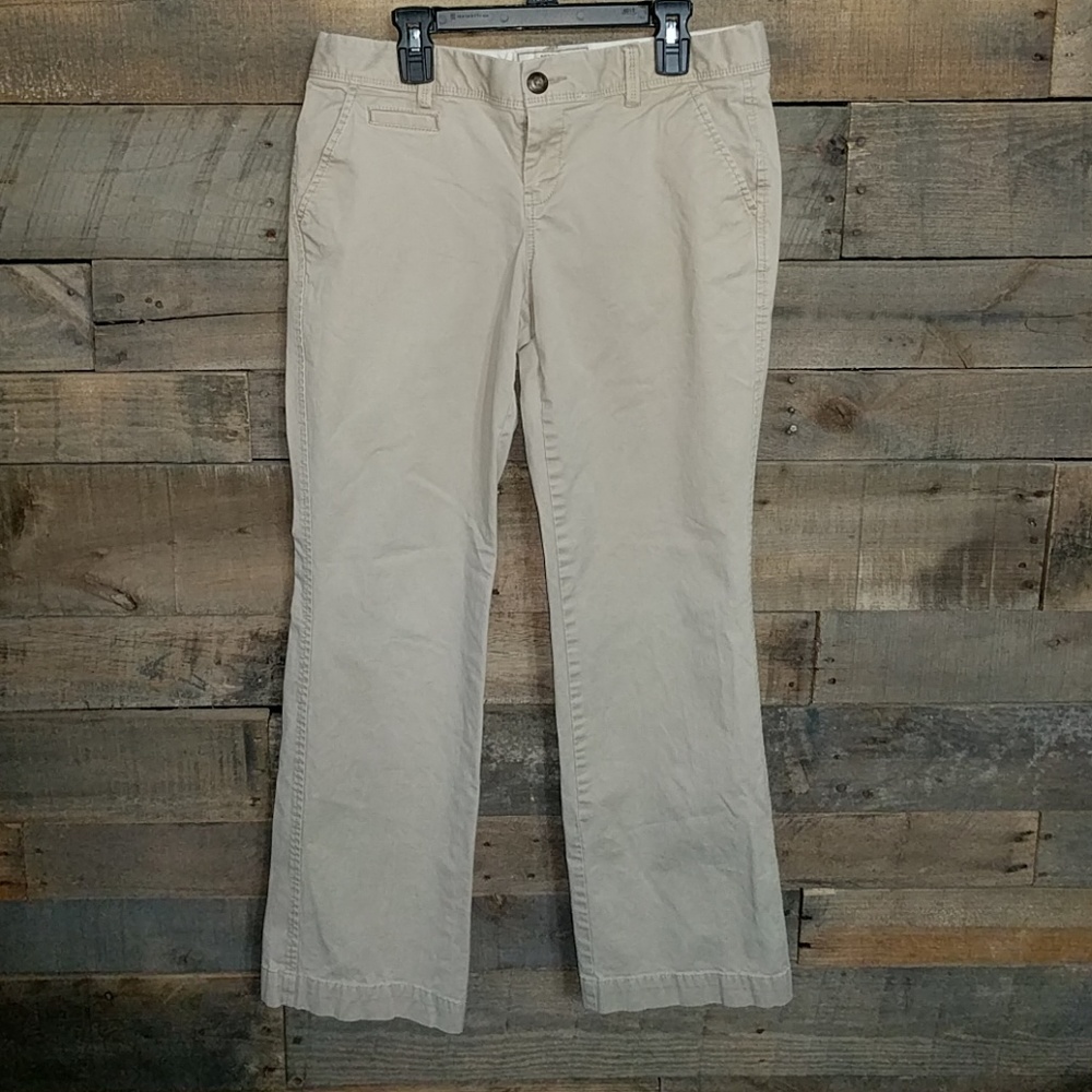 Old Navy -Khakis